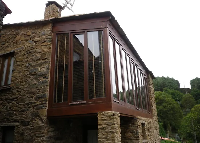Casa De Gondramaz - Galeria Com Vista Serra * Miranda do Corvo