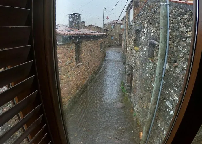 Chalé Casa De Gondramaz - Galeria Com Vista Serra Miranda do Corvo